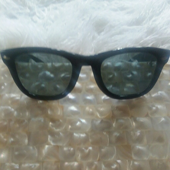 Vintage Wayfare Sunglasses (unisex) - Picture 3 of 8
